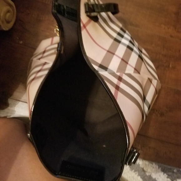 Burberry Tote and Wallet - Picture 7 of 8